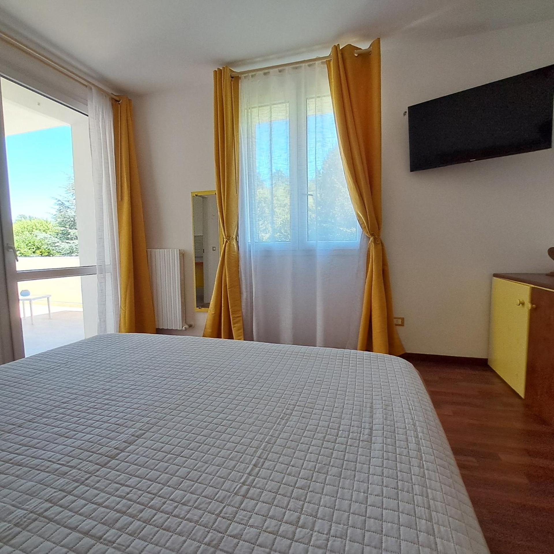 Terrazzaponente Bed and Breakfast Monte San Pietro Εξωτερικό φωτογραφία